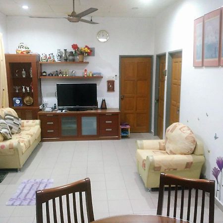 Cozy Mount Erskine Homestay George Town Zewnętrze zdjęcie